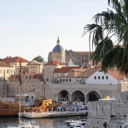 Flora Dubrovnik