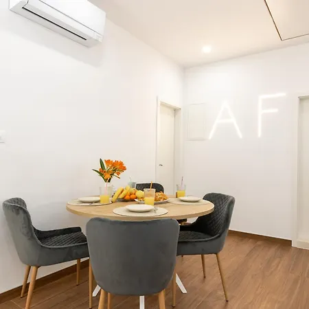 フローラ * ドゥブロブニク