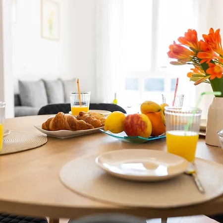 公寓 弗罗拉公寓 *